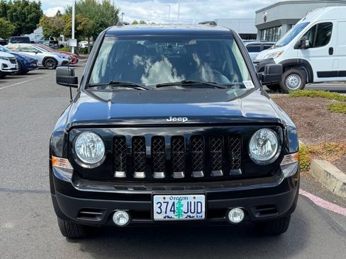 Used 2017 Jeep Patriot Sport AWD/4WD image 3