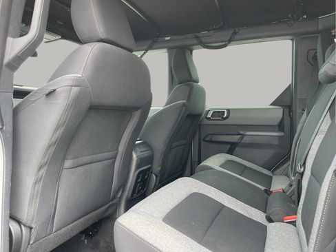 Used 2022 Ford Bronco 4-Door AWD/4WD image 15