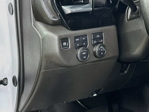 Used 2025 Chevrolet Silverado 1500 LT Trail Boss w/ Protection Package AWD/4WD image 10