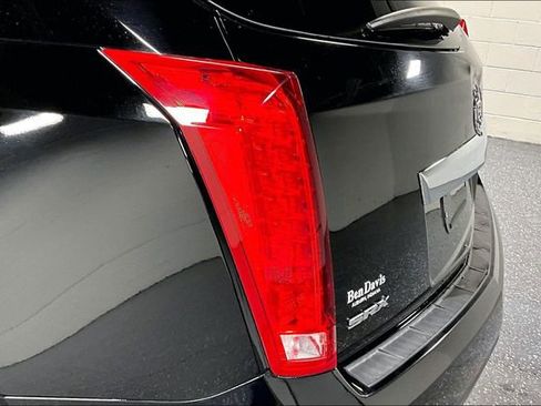 Used 2015 Cadillac SRX Luxury w/ Driver Awareness Package FWD image 20