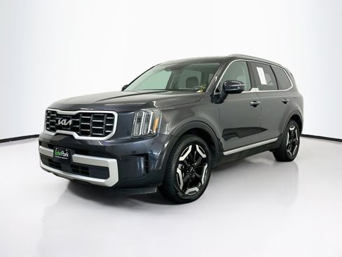 Used 2025 Kia Telluride S AWD/4WD image 3