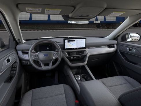 New 2026 Ford Explorer Active RWD image 9
