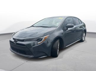 Used 2025 Toyota Corolla LE w/ LE Premium Package FWD video 2