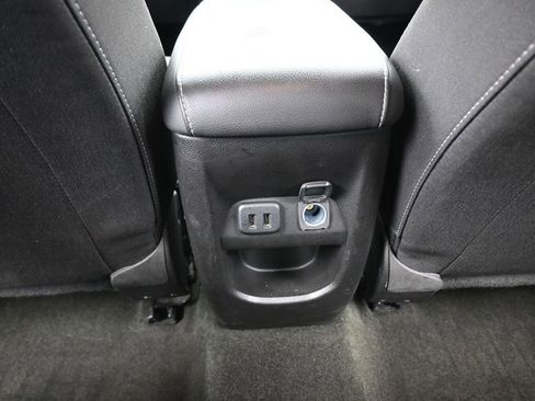 Used 2018 Chevrolet Colorado LT w/ Redline Special Edition AWD/4WD image 37