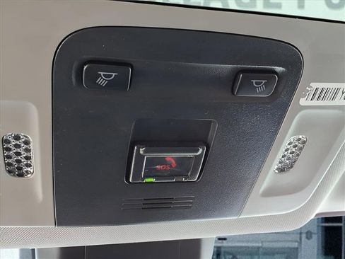 Used 2023 Toyota Camry SE image 22