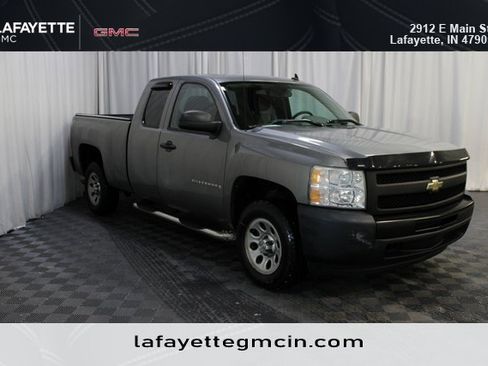 Used 2009 Chevrolet Silverado 1500 W/T image 1