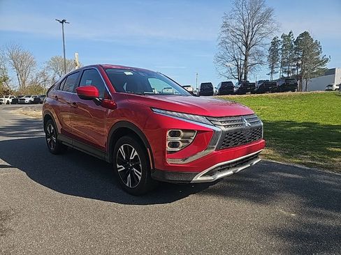 Used 2025 Mitsubishi Eclipse Cross SE image 3