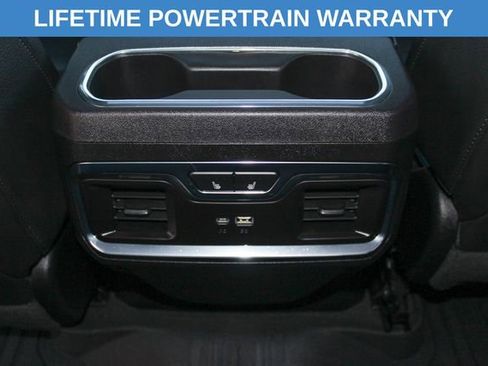 Used 2024 GMC Sierra 3500 Denali w/ Denali Reserve Package image 11