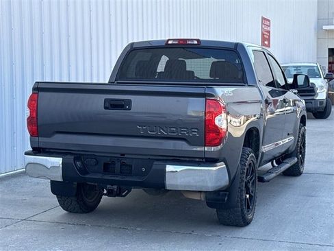 Used 2019 Toyota Tundra SR5 w/ SR5 Upgrade Package image 4