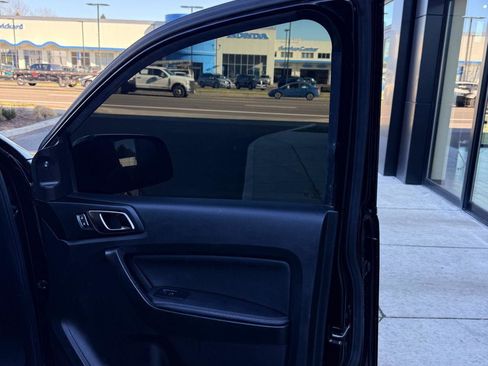 Used 2021 Ford Ranger Lariat w/ Tremor Off-Road Package image 15