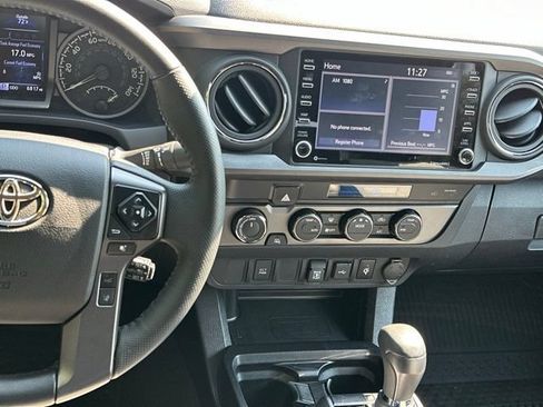 Used 2022 Toyota Tacoma TRD Sport w/ Black Out Package (TMS) AWD/4WD image 30