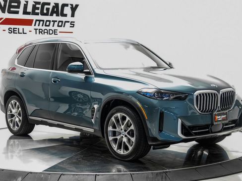 Used 2024 BMW X5 xDrive40i w/ Executive Package AWD/4WD image 3