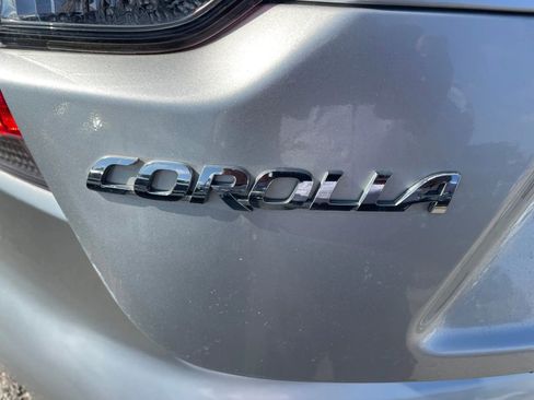 Used 2021 Toyota Corolla LE FWD image 10