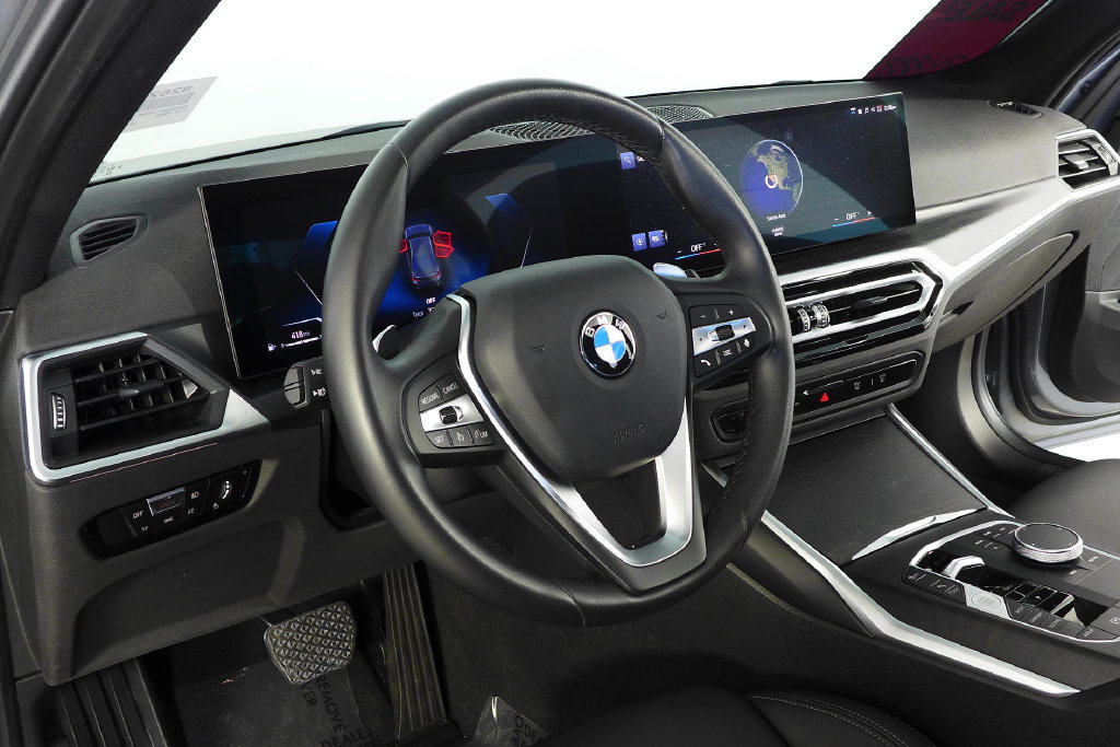 Used 2024 BMW 330i Sedan w/ Convenience Package RWD image 31