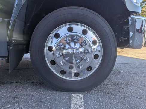 Used 2019 Ford F650 2WD SuperCab Super Duty image 34