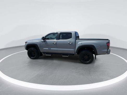 Used 2017 Toyota Tacoma TRD Pro image 9