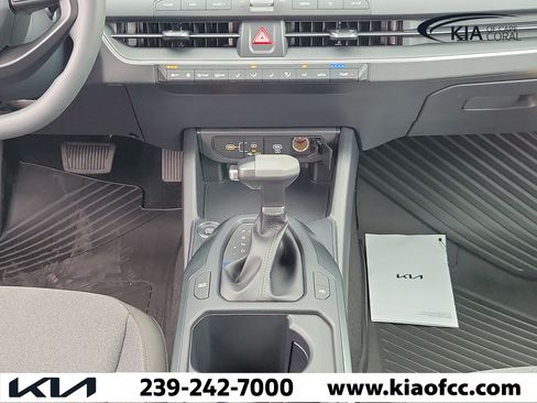 New 2026 Kia K4 FWD image 18