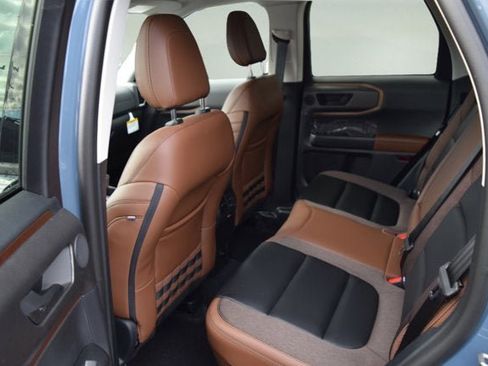 New 2025 Ford Bronco Sport Outer Banks w/ Outer Banks Tech Package+ image 5