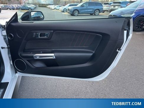 Used 2017 Ford Mustang GT Premium w/ Equipment Group 401A image 19