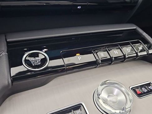 New 2025 Lincoln Navigator Reserve w/ Jet Appearance Package image 13