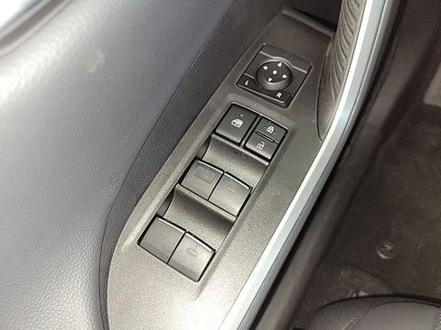 Used 2025 Toyota RAV4 Limited image 30