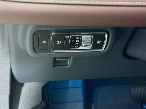 New 2026 Lincoln Nautilus Black Label AWD/4WD image 11
