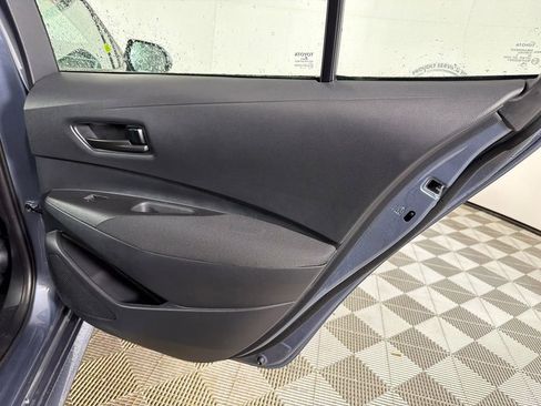 Used 2025 Toyota Corolla LE image 16