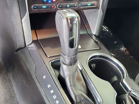 Used 2017 Ford Explorer Limited AWD/4WD image 19