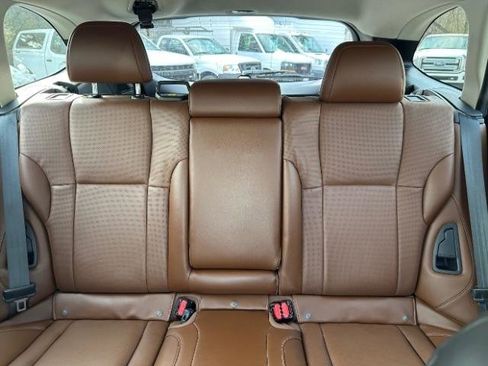 Used 2020 Subaru Outback Touring image 32