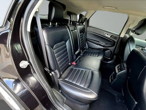 Used 2024 Ford Edge SEL AWD/4WD image 25