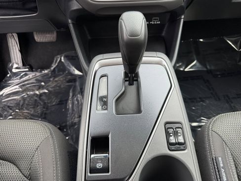 Used 2024 Subaru Crosstrek 2.0i Premium image 17