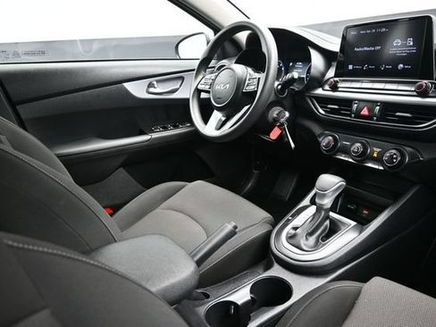 Used 2024 Kia Forte LXS FWD image 13