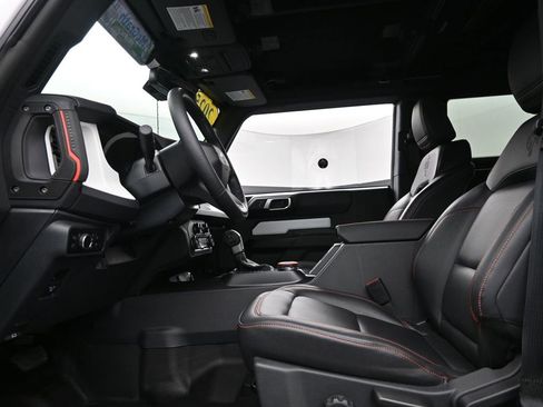 Used 2025 Ford Bronco Stroppe Edition image 9