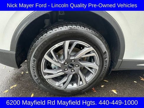 Used 2025 Lincoln Corsair AWD w/ Equipment Group 101A image 30