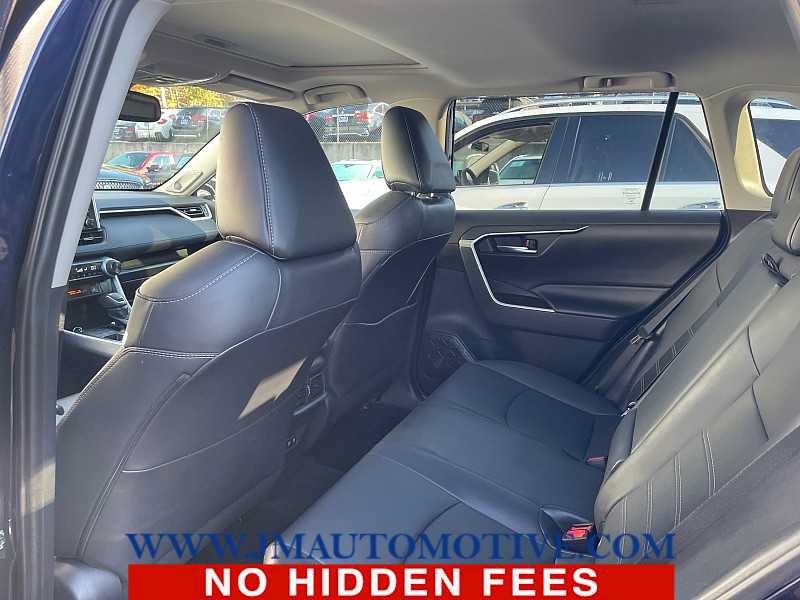 Used 2019 Toyota RAV4 XLE Premium w/ Cold Weather Package AWD/4WD image 3