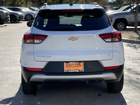 Used 2025 Chevrolet TrailBlazer LT image 5