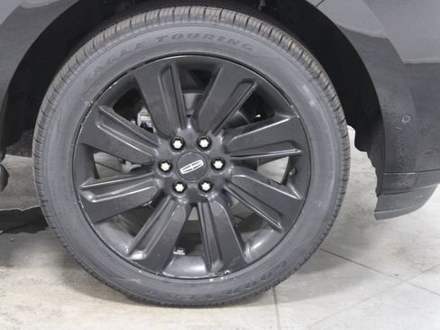 Used 2022 Lincoln Navigator Reserve AWD/4WD image 12