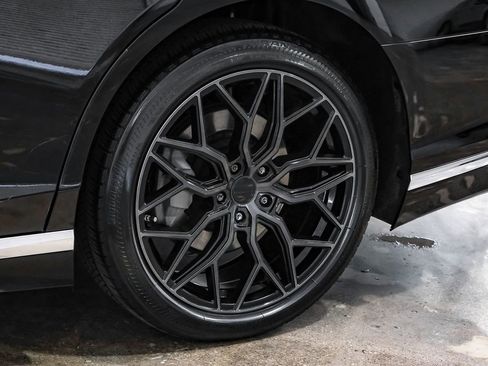 Used 2018 Lexus LS 500 w/ Luxury Package image 55