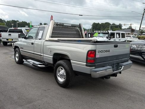 Used 2000 Dodge Ram 2500 Truck 2WD Quad Cab image 4