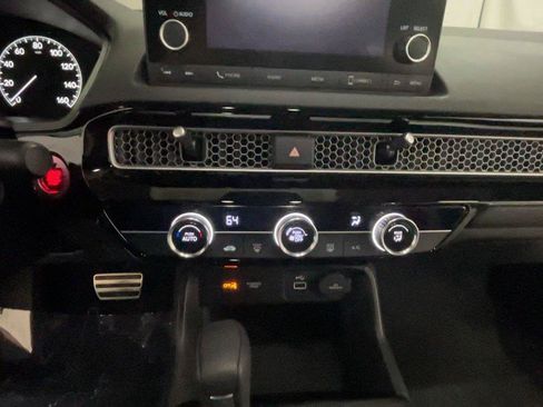 Certified 2024 Honda Civic Sport image 37