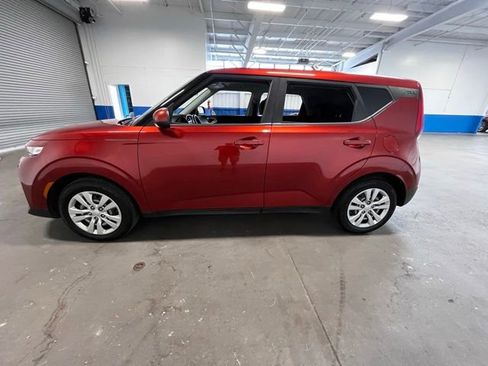 Used 2020 Kia Soul LX FWD image 6