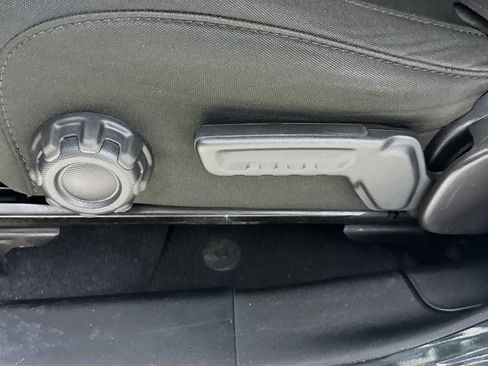 Used 2019 Jeep Wrangler Unlimited Sport S AWD/4WD image 22