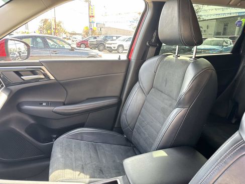 Used 2022 Mitsubishi Outlander SE image 15