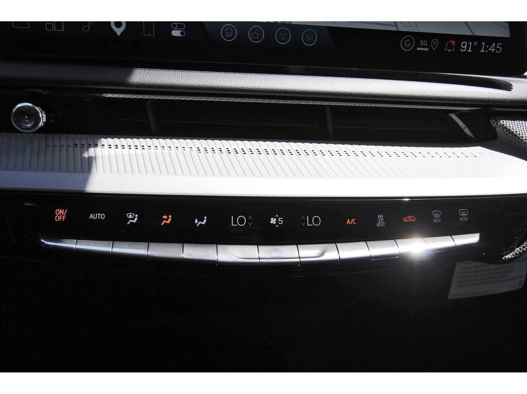 New 2027 Cadillac Optiq Luxury AWD/4WD image 19