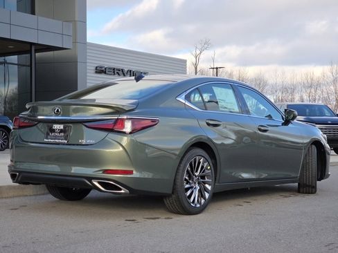 New 2025 Lexus ES 350 350 Luxury image 29