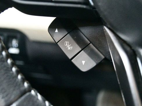 Used 2020 Subaru Ascent Premium w/ Convenience Package image 62