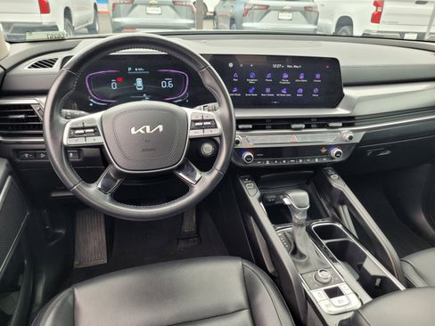 Used 2025 Kia Telluride S AWD/4WD image 19