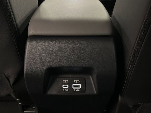 Used 2024 Subaru Crosstrek 2.0i Premium image 29