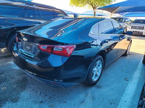 Used 2018 Chevrolet Malibu LS image 4