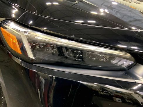 Used 2023 Honda Civic Sport image 27